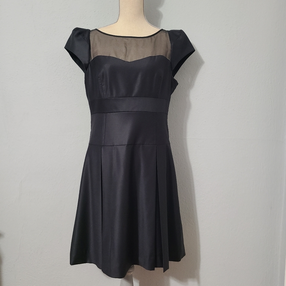 Ted Baker London LBD 100% Wool 100% Silk Size 4